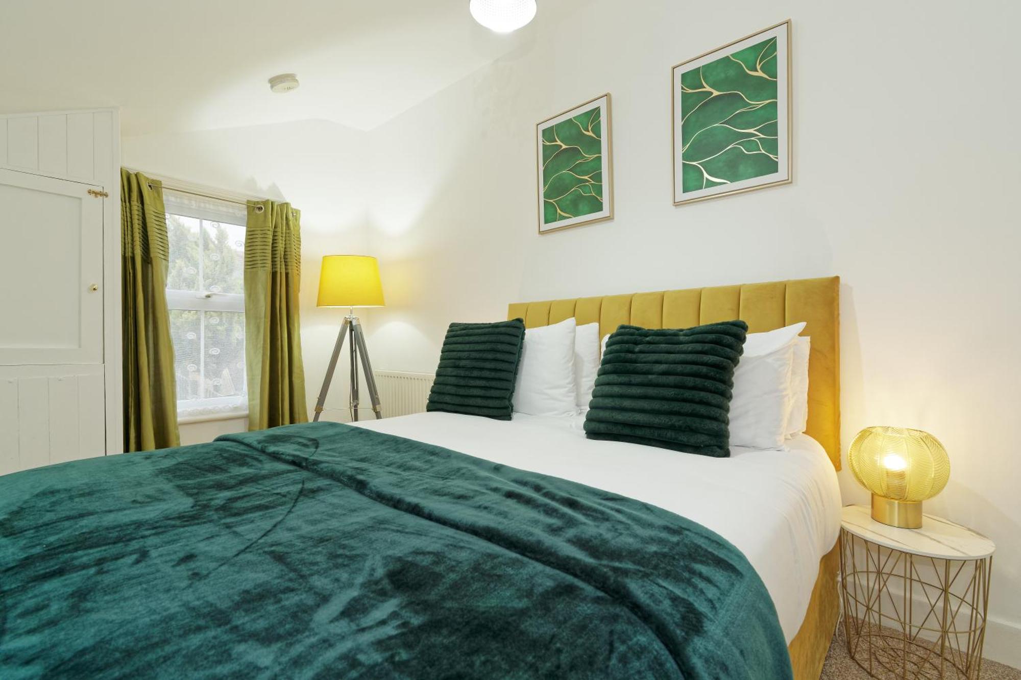 Lovely Luxury 3 Bed House Apartment Chatham  Exterior photo